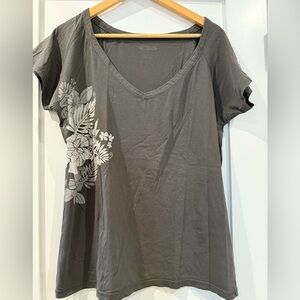 Crazy Shirts Women's Kalei - Graphite Short Sleeve Pima V-Neck T-Shirt